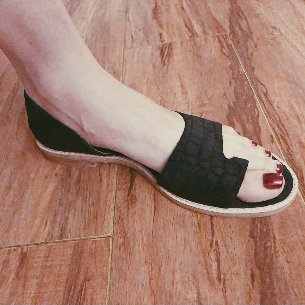 Kelsi Dagger Brooklyn sandals 8.5 like new!